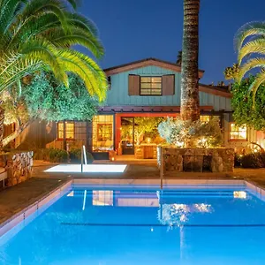 4* Resort Sparrows
